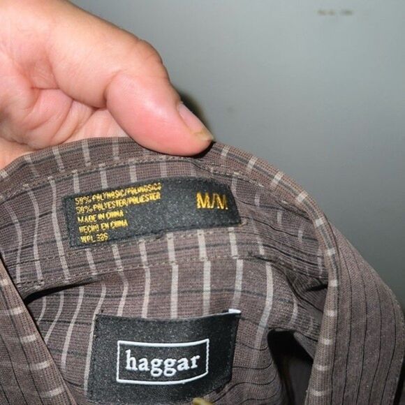 Haggar button down collared long sleeve size medium - Picture 3 of 4